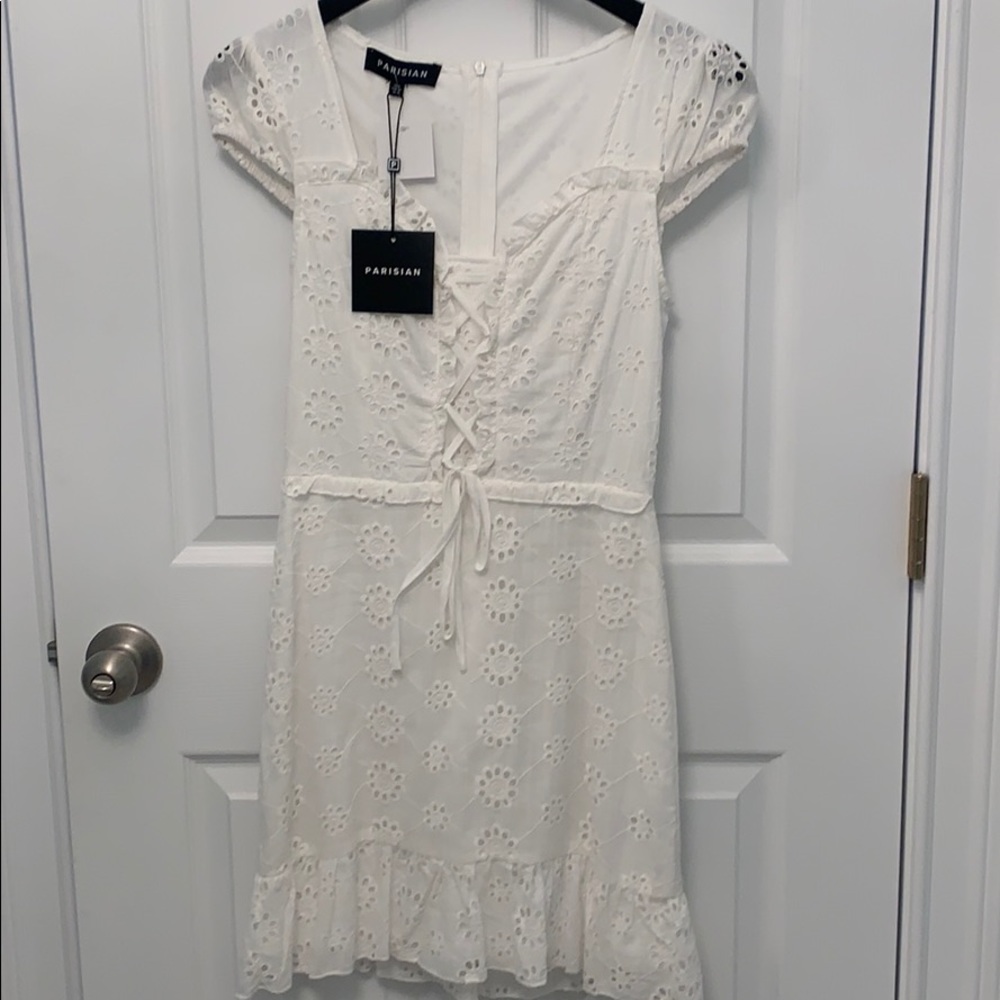 Beautiful dress by Parisian NWT - Picture 3 of 4